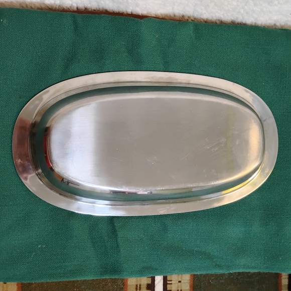 Oneida Stainless Tray - Picture 3 of 5
